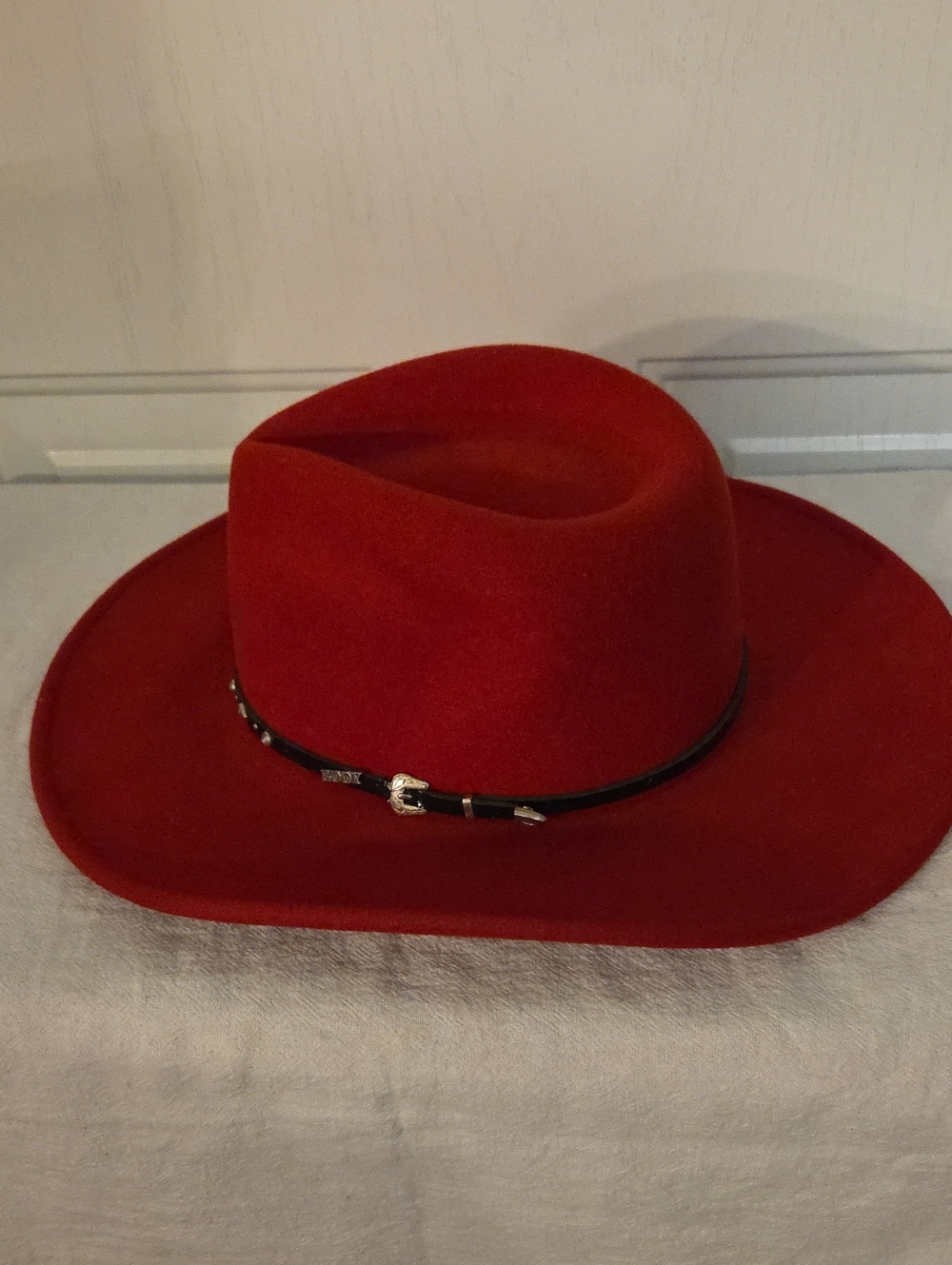 EDDY bros Red Felt Western Hat with Leather Band Vintage